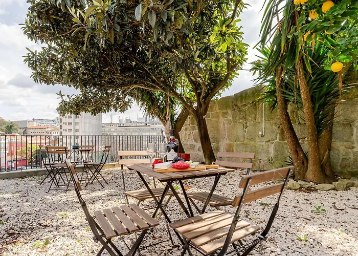 Hostwise - Stylish Sunny Flats Appartamento Oporto