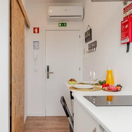 Hostwise - Stylish Sunny Flats * Porto