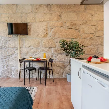 Hostwise - Stylish Sunny Flats * Oporto