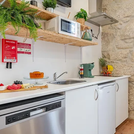 Apartament Hostwise - Stylish Sunny Flats *