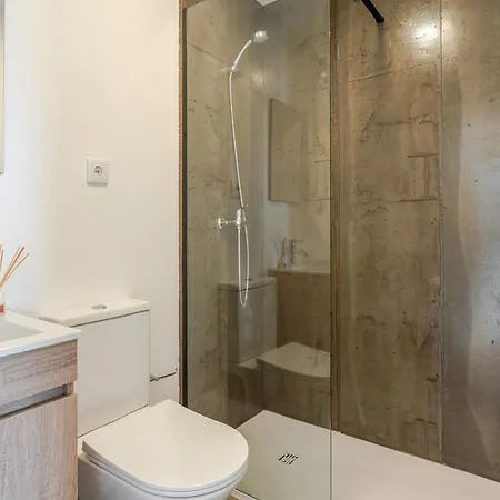 Apartament Hostwise - Stylish Sunny Flats