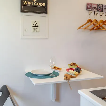 Apartament Hostwise - Stylish Sunny Flats Porto