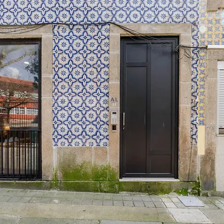 Hostwise - Stylish Sunny Flats Apartment Porto