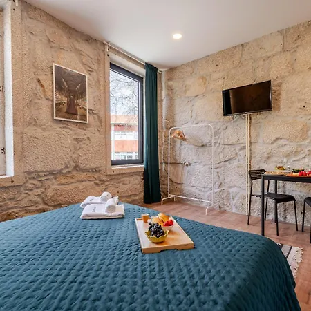 Hostwise - Stylish Sunny Flats Apartamento