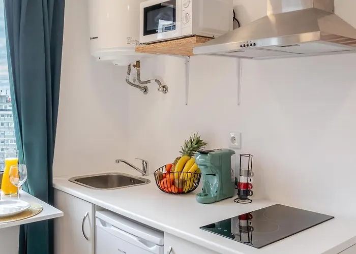 Apartmán Hostwise - Stylish Sunny Flats