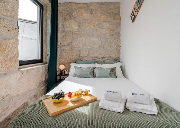 Hostwise - Stylish Sunny Flats Апартаменты *