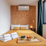Hostwise - Stylish Sunny Flats דירה פורטו