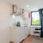 דירה Hostwise - Stylish Sunny Flats פורטו