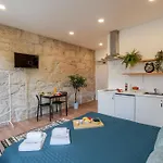 דירה Hostwise - Stylish Sunny Flats פורטו
