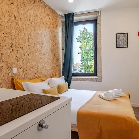 Hostwise - Stylish Sunny Flats Porto