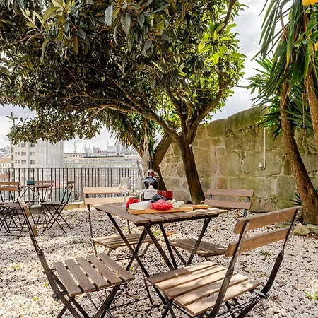 Hostwise - Stylish Sunny Flats Daire Porto