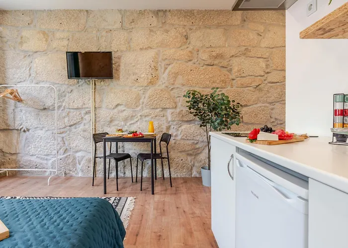 Hostwise - Stylish Sunny Flats * Πόρτο