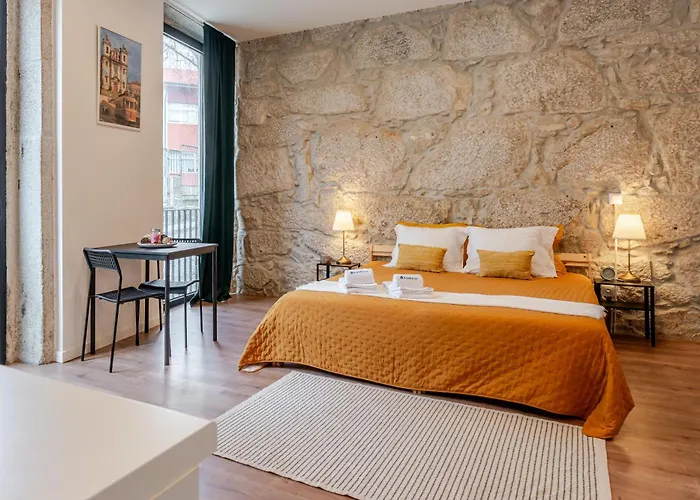 Hostwise - Stylish Sunny Flats Πόρτο