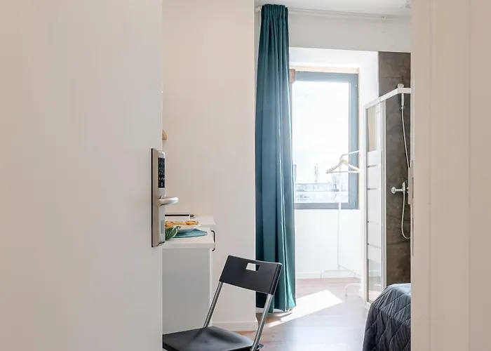 Hostwise - Stylish Sunny Flats * Πόρτο